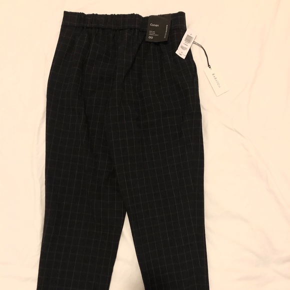 SOLD - Aritzia Babaton Conan Pant - Navy Espace Window Pane - Size 00 - Picture 6 of 6